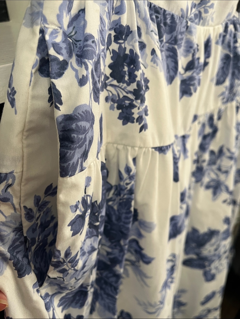 Abercrombie & Fitch White Maxi Skirt with Blue Floral Print - Picture 5 of 15